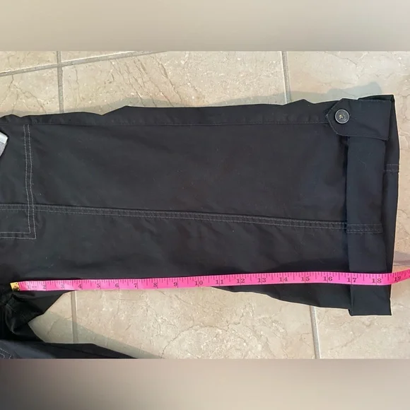 UNIONBAY Black Capris with Adjustable Gray Belt - Picture 12 of 16